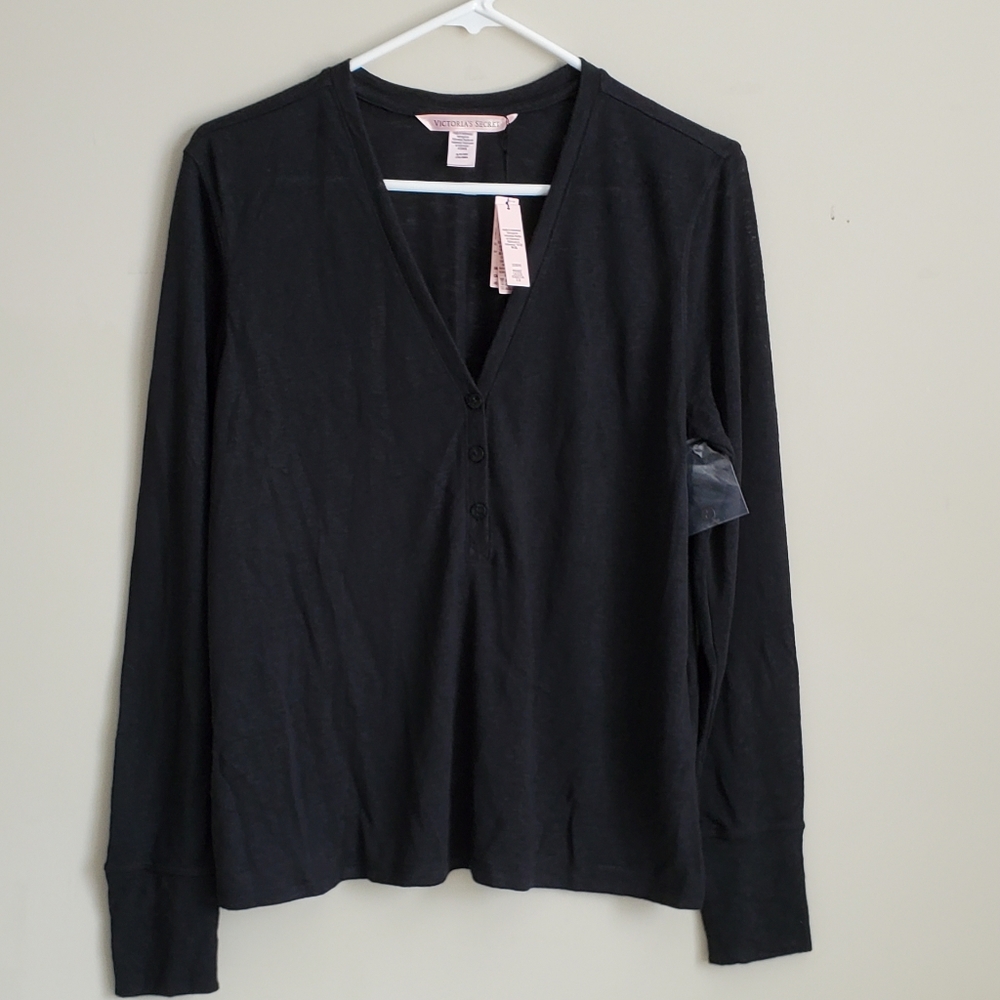 VICTORIA'S SECRET SLEEPWEAR SET - Picture 2 of 5